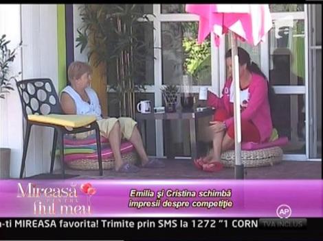 Maria si Luminita schimba impresii despre competitie