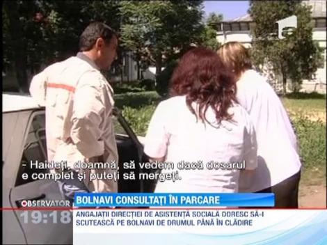 SOCANT! Bolnavi consultati in parcare