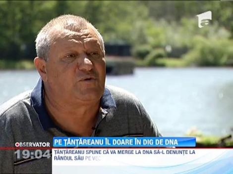 Cristian Tantareanu isi da vecinul in judecata pentru ca a intarziat demolarea podului
