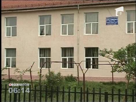 Un elev a sarit pe geam, chiar in timpul unei ore