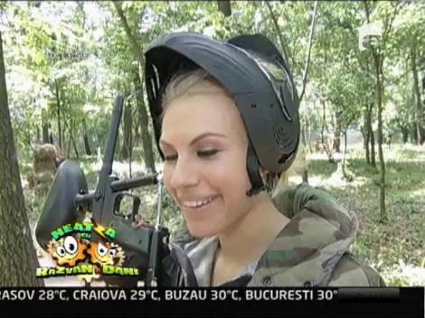Vedetele din showbiz se razboiesc la paintball