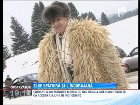 Mesaje din varf de munte de la ciobani pentru Gigi Becali