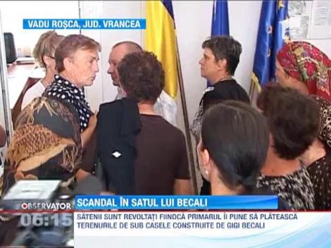 Revolta la Vadu Rosca: Becali a dat casele gratis, Primaria vinde pamantul