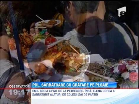 PDL, sarbatoare cu gratare pe ploaie