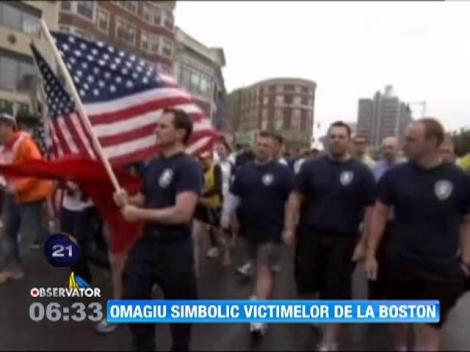Omagiu simbolic pentru victimele de la Boston