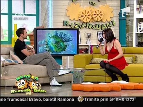 Cristina, fosta componenta a trupei Impact, insarcinata cu gemeni