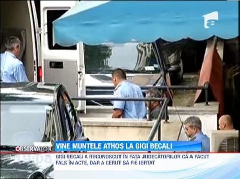 Calugarii de la Muntele Athos se roaga pentru Gigi Becali
