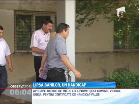 Sefa comisiei de evaluare a persoanelor cu handicap din Prahova, arestata preventiv