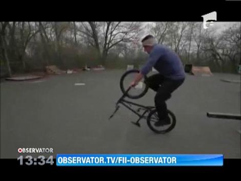 Jonglerii pe bicicleta