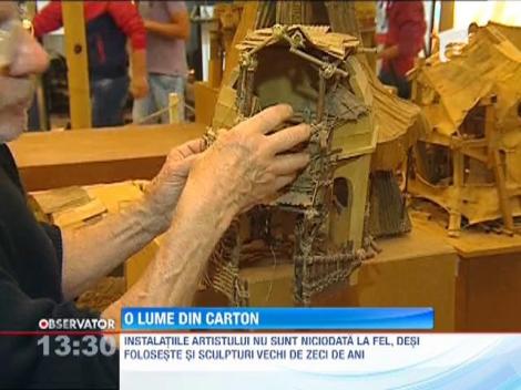 Artistul Bernard Lagneau a construit o casa de papusi din carton