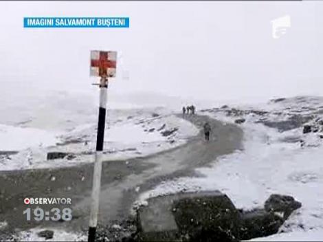 Pe platoul Bucegi, la peste 2000 de metri altitudine, a nins ca in toiul iernii