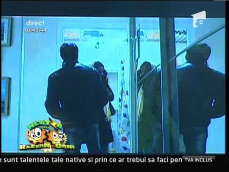 Farse pe muzica prestata de o orchestra