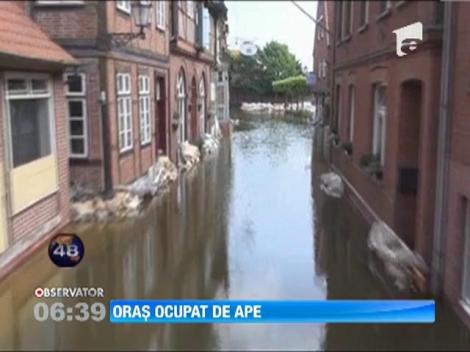 300 de oameni au fost evacuati dintr-un orasel din Germania din cauza viiturii de pe fluviul Elba