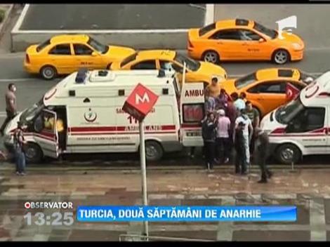 Medicii si inginerii din Turcia ies in strada in semn de protest fata de represiunea brutala a manifestatiilor din Ankara si Istanbul