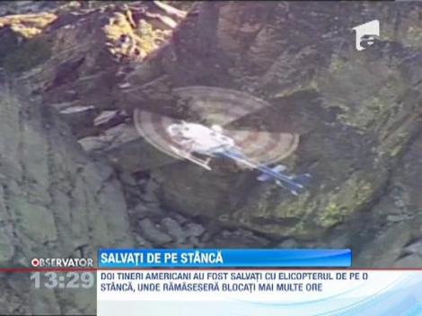 Salvati de pe o stanca cu elicopterul