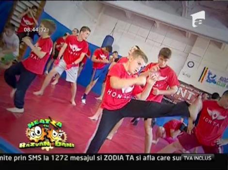 Kickboxing, sportul loviturilor de picior in combinatie cu cele de pumn