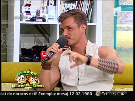 "Burlacul" Bogdan Vladau, mare amator de Chicken Twister