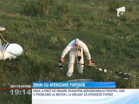 UPDATE/ Alba Iulia: Un avion de mici dimensiuni a aterizat fortat