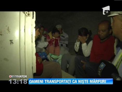 Oameni transportati ca niste marfuri
