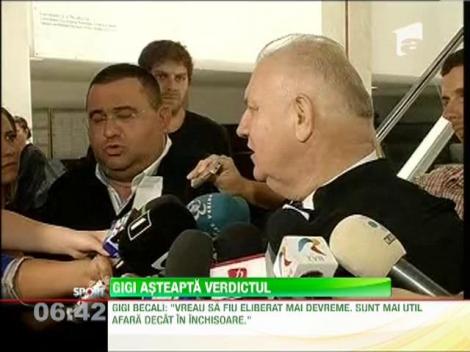 Gigi Becali a mai primit inca 6 luni de inchisoare
