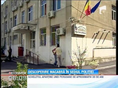 Fragmente dintr-un schelet uman, gasite sub dusumeaua sediului Politiei Locale din Sectorul 4