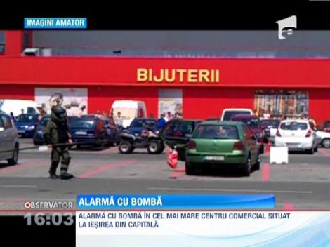 Alarma cu bomba in cel mai mare centru comercial situat la iesirea din Capitala