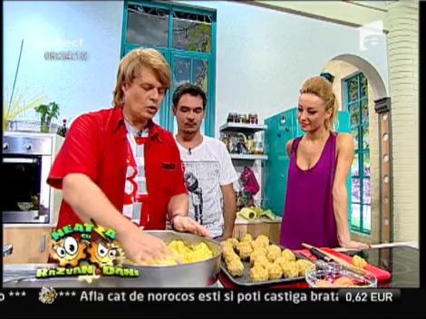 Galuste de carne cu sos de cascaval