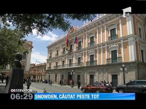 Edward Snowden, cautat peste tot