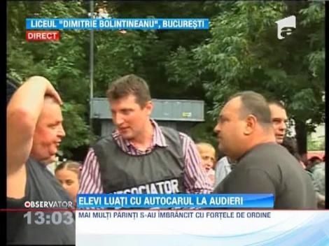 Haos in curtea liceului bucurestean Dimitrie Bolintineanu