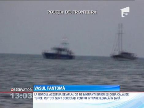 Un velier cu 33 de imigranti sirieni, descoperit in apele Marii Negre