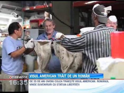 Un roman este singurul producator de suveniruri cu Statuia Libertatii din SUA