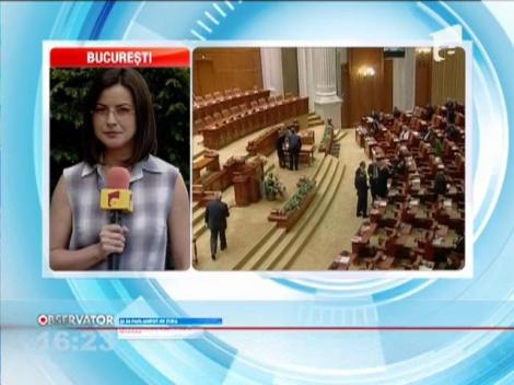 Cazuri de furturi din genti in Parlamentul Romaniei