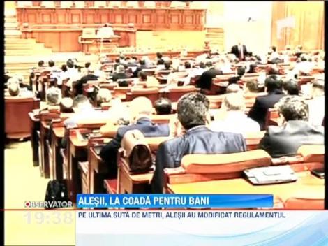 Senatorii si deputatii, la coada pentru bani