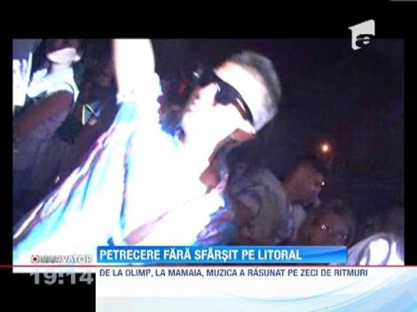 Noaptea nebuniei la malul marii! Zeci de mii de oameni au dansat, au strigat si s-au dezlantuit la unison