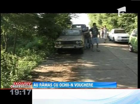 Romanii care n-au avut bani sa-si cumpere alta masina si-au scos la vanzare tichetele "Rabla"