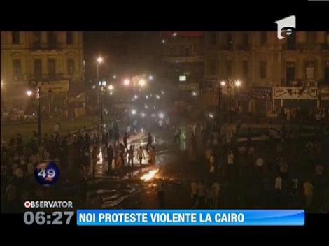 Noi proteste violente la Cairo