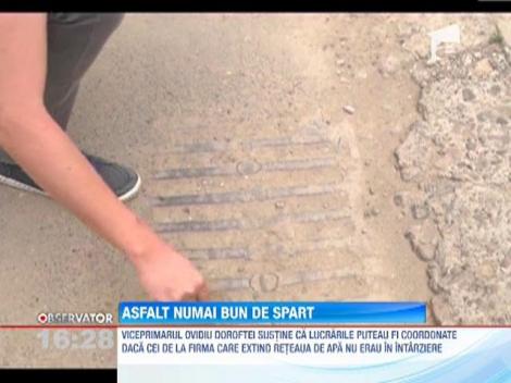 Echipa de muncitori a lui Dorel a distrus un drum proaspat asfaltat