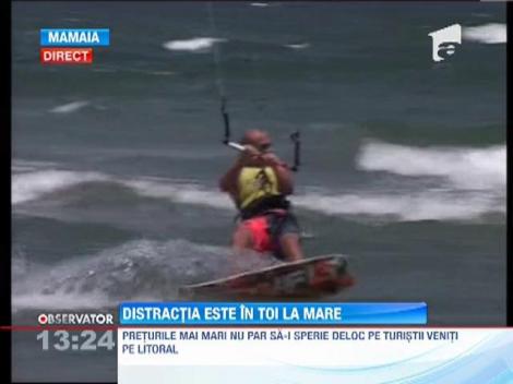 Distractia este in toi la mare