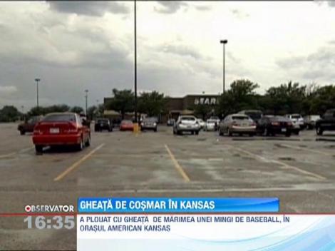 A plouat cu gheata in orasul american Kansas