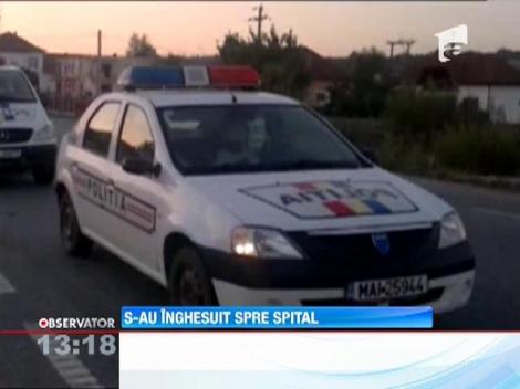 Opt oameni inghesuiti intr-o masina au fost  la un pas de moarte