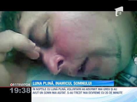 Luna plina provoaca insomnii