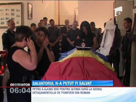 Pompierul din Roman, rapus de leucemie, ultima intalnire cu colegii