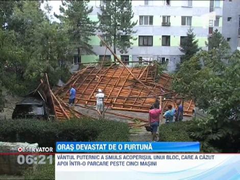 Buzaul, devastat de furtuna