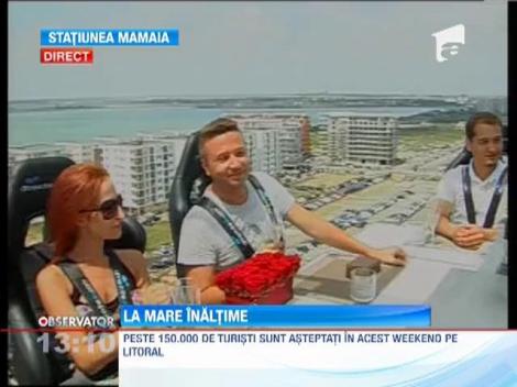 Distractia pe litoral se vede din cer