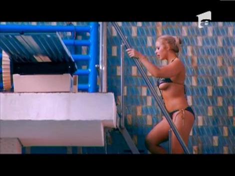 Roxana Nemes, prezentare