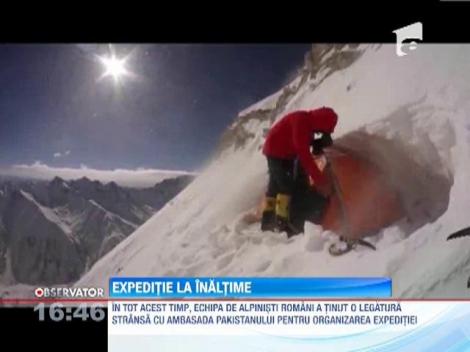UPDATE / Cei 5 alpinisti romani care au escaladat varful Nanga Parbat s-a intors acasa
