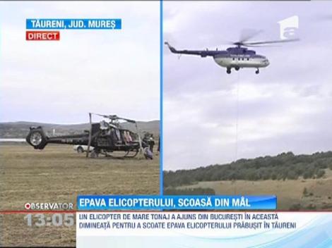 Elicopterul implicat in accidentul aviatic de la Taureni a fost scos din mal