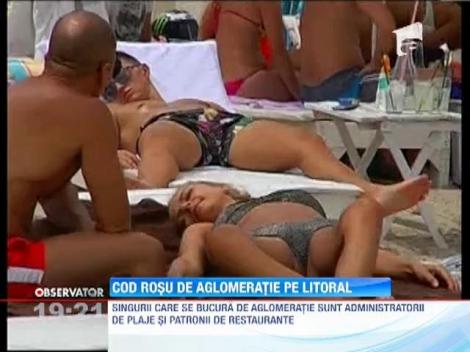 Litoralul a fost aglomerat pana la refuz de turisti