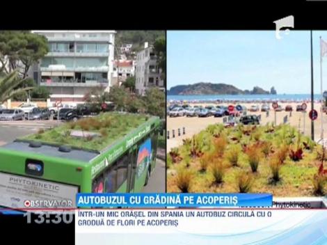 Autobuzul-gradina, mijloc inedit de transport, intr-un oras din Spania