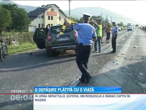 Un sofer a bagat o femeie in pamant si inca 16 oameni in spital